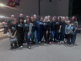 This group of legends - all volunteers - just concluded an epic second year of the @festivaloffiction - a unique and very special writers festival in the Perth northern suburbs. It was a privilege to be a part of it - thank you so much to each and every one of you for your hard work, and congratulations @tesswoods_author for steering the ship with your incredible calmness, warmth, generosity and multitasking skills!