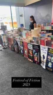 Feeling extremely lucky to have been part of the amazing @festivaloffiction - which took place in Joondalup (Perth’s northern suburbs) over the weekend. The incredible crowd that came out shows we have a state full of passionate writers and readers - and the panels were full of beloved local authors like @rachaeljohnsisanauthor @fleurmcdonaldauthor @dervlamctiernan @herbert_whittle @michaeltrantauthor @sashawasley_author @incredibleramblingelimy @holdensheppard @sashawasley_author @hollycraigauthor @deb_jordan_author and @michellejohnstonauthor along with a whole smorgasbord of interstate greats like @candicefoxauthor @tasma_walton @dranitaheiss @stevensonexperience @alancarter28insta @sallyhepworth @bmcarrollauthor @michaelrobotham @wainwrightholly @sophiegreenbooks @melina.marchetta @kylie.ladd @misterkristoff - and this is just a taster of the authors, and doesn’t even start listing all the amazing MCs, moderators, publishers and agents. (Oh and Tim Winton, Christos Tsolskias and Mem Fox came along too!) Highly recommend you follow @festivaloffiction and get your tickets early next year because this event is going from strength to strength. Congrats again to @tesswoods_author and her incredible team.